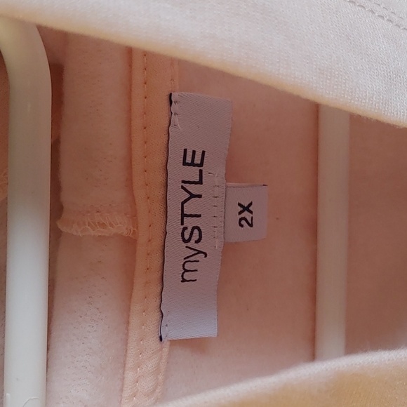 WOMEN'S 2X PEACH OMBRE HOODIE - Picture 4 of 6